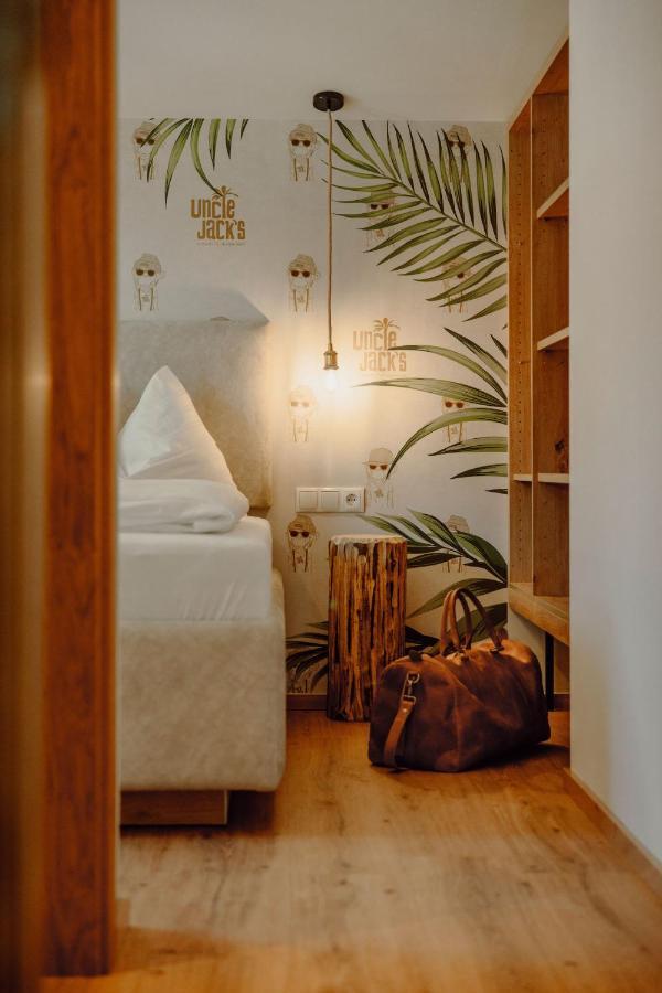 Hotel Uncle Jacks Flachau Esterno foto